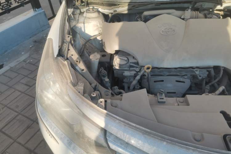 Used Toyota Vios 2014 1.3L Manual Xiang Edition Engine Bay Right