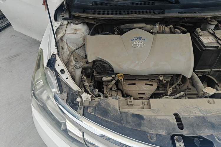 Used Toyota Vios 2014 1.5L Manual ZhiZhen Edition Engine Bay Right