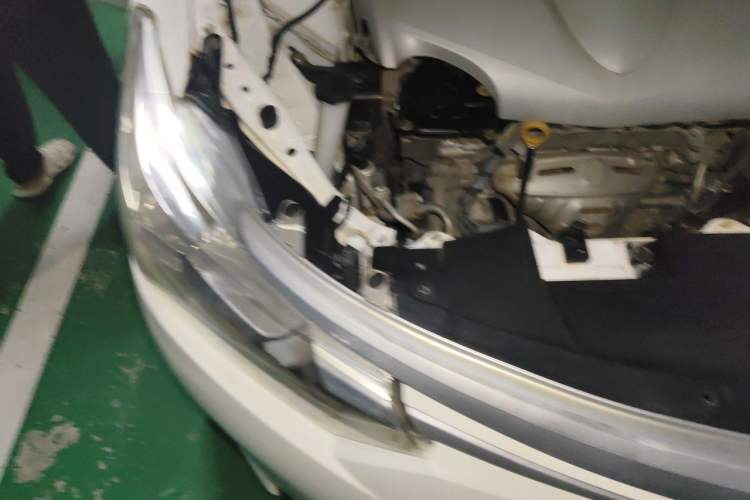 Used Toyota Vios 2014 1.3L Manual Xiang Edition Engine Bay Right