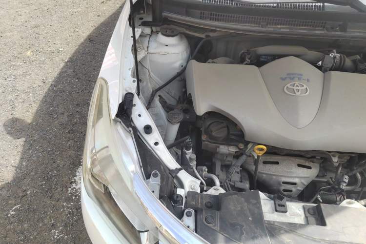 Used Toyota Vios 2014 1.5L Manual ZhiZhen Edition Engine Bay Right