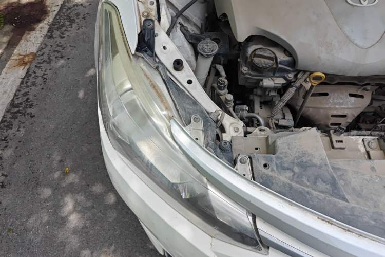 Used Toyota Vios 2014 1.3L Manual Xiang Edition Engine Bay Right