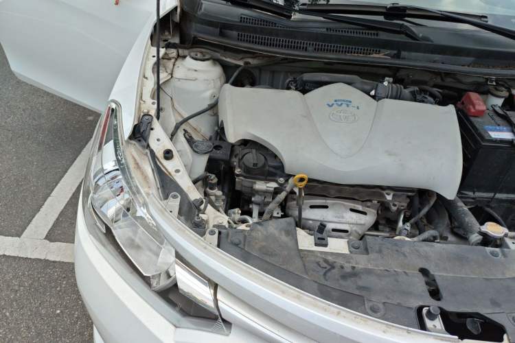 Used Toyota Vios 2014 1.3L Manual Xiang Edition Engine Bay Right