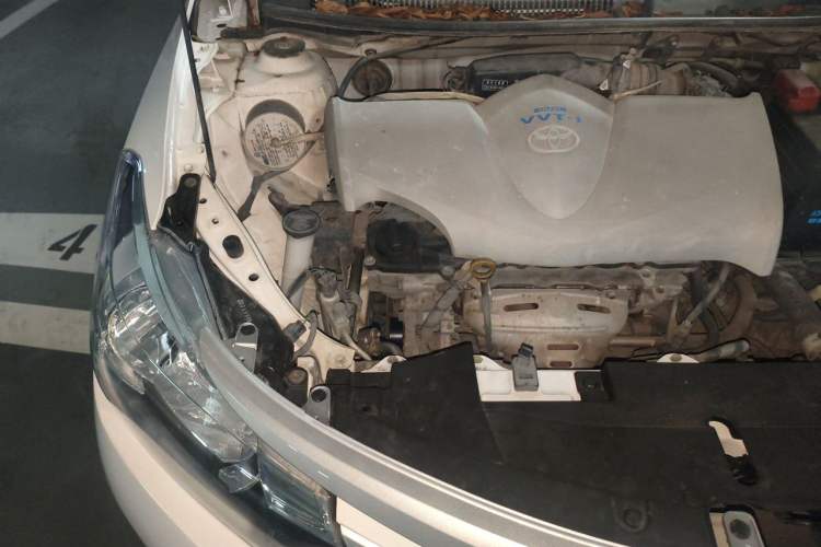 Used Toyota Vios 2014 1.3L Automatic Standard Edition Engine Bay Right
