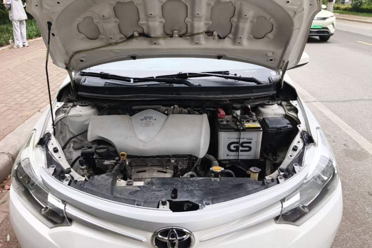 Used Toyota Vios 2014 1.3L Manual Xiang Edition Engine Bay