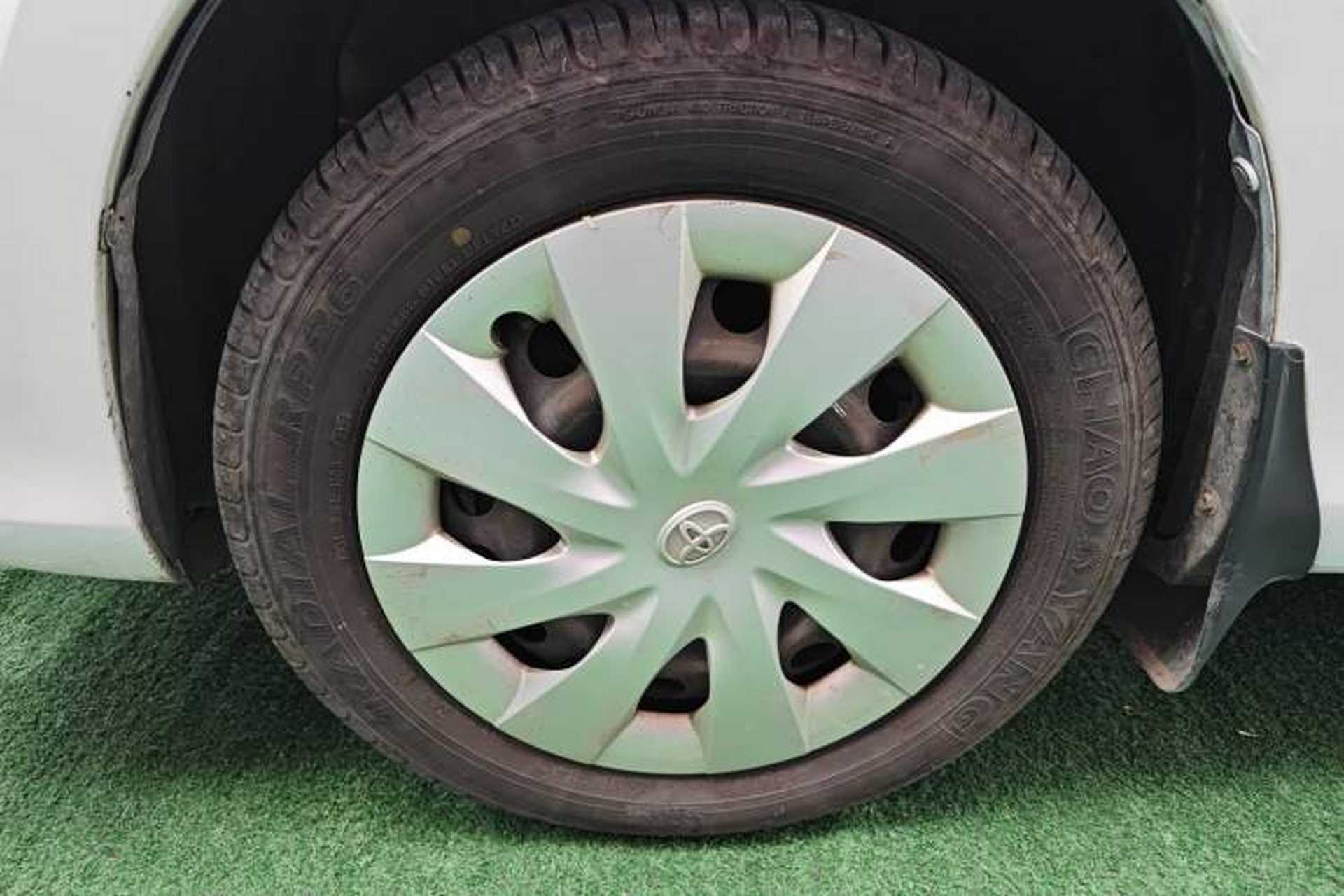 Used Toyota Vios 2014 1.3L Automatic Standard Edition Exterior 4