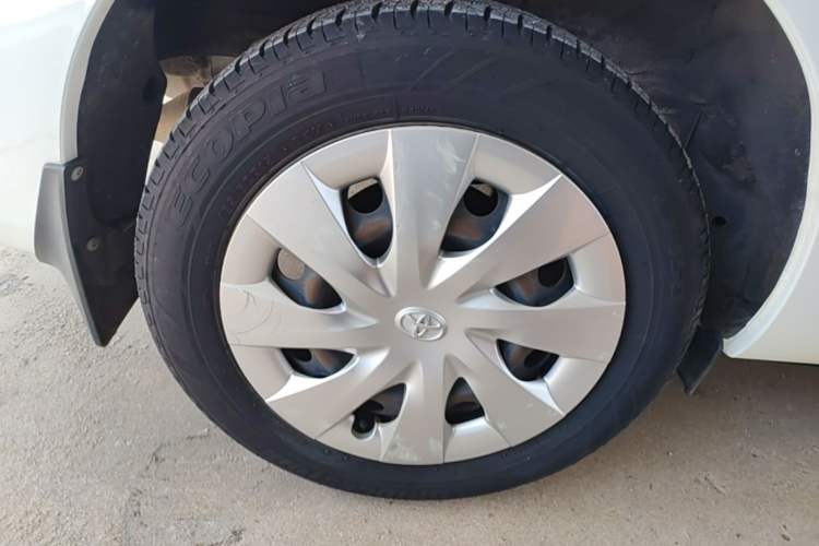 Used Toyota Vios 2014 1.3L Automatic Standard Edition Exterior 5