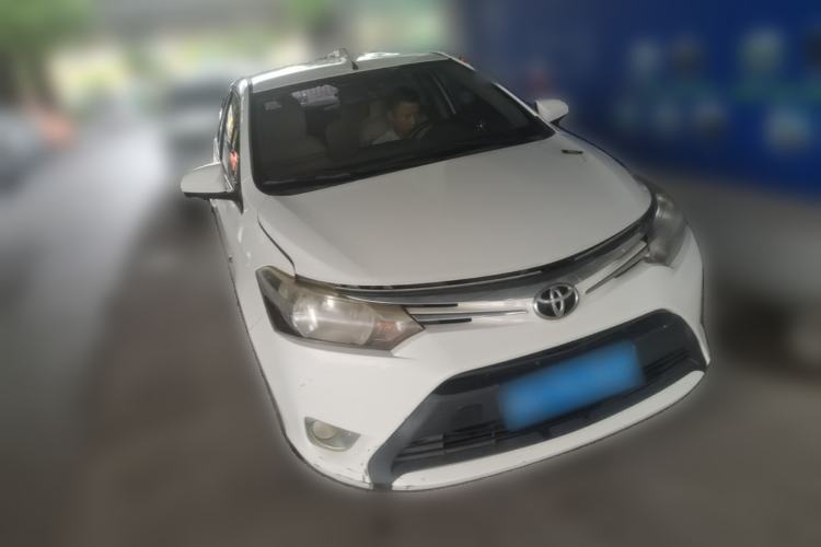 Used Toyota Vios 2014 1.5L Manual ZhiZhen Edition Front Right 45 Deg