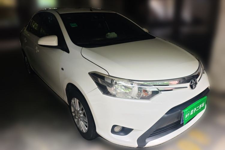 Used Toyota Vios 2014 1.5L Automatic ZhiShang Edition Front Right 45 Deg