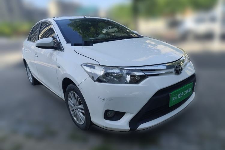 Used Toyota Vios 2014 1.5L Automatic ZhiShang Edition Front Right 45 Deg