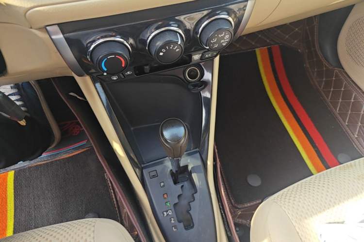 Used Toyota Vios 2014 1.5L Automatic ZhiZhen Edition Gear Lever