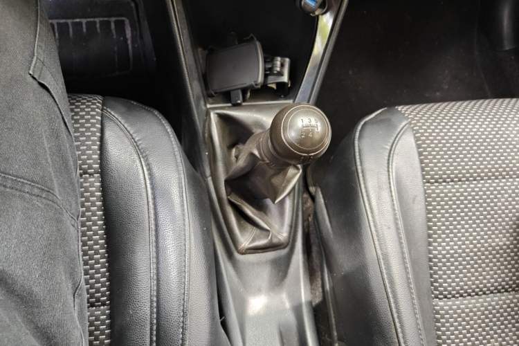 Used Toyota Vios 2014 1.5L Manual ZhiZhen Edition Gear Lever