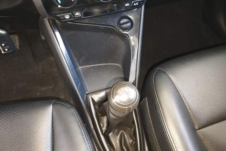Used Toyota Vios 2014 1.5L Manual ZhiZhen Edition Gear Lever