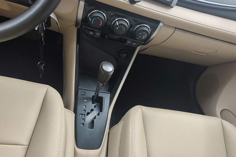 Used Toyota Vios 2014 1.5L Automatic ZhiZhen Edition Gear Lever