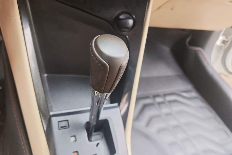 Used Toyota Vios 2014 1.3L Automatic Standard Edition Gear Lever