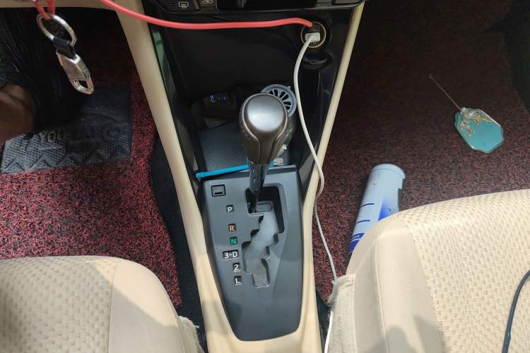 Used Toyota Vios 2014 1.3L Automatic Standard Edition Gear Lever