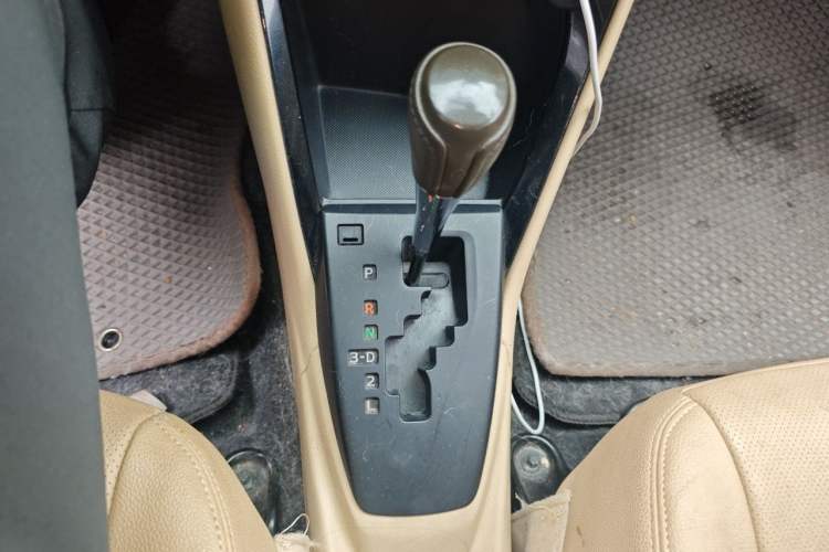 Used Toyota Vios 2014 1.5L Automatic ZhiZhen Edition Gear Lever