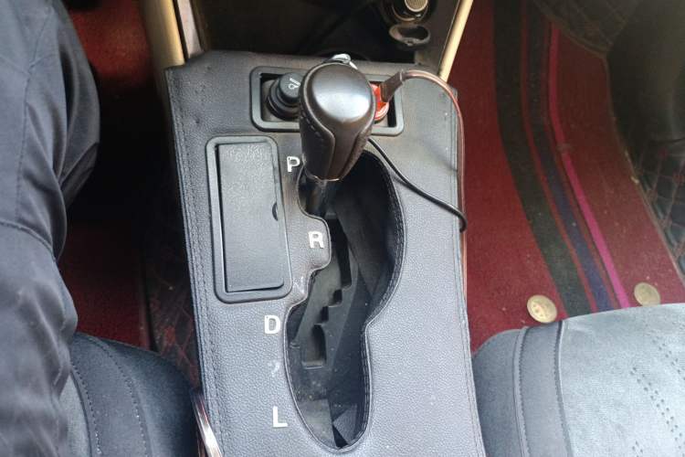 Used Toyota Vios 2014 1.5L Automatic ZhiZhen Edition Gear Lever