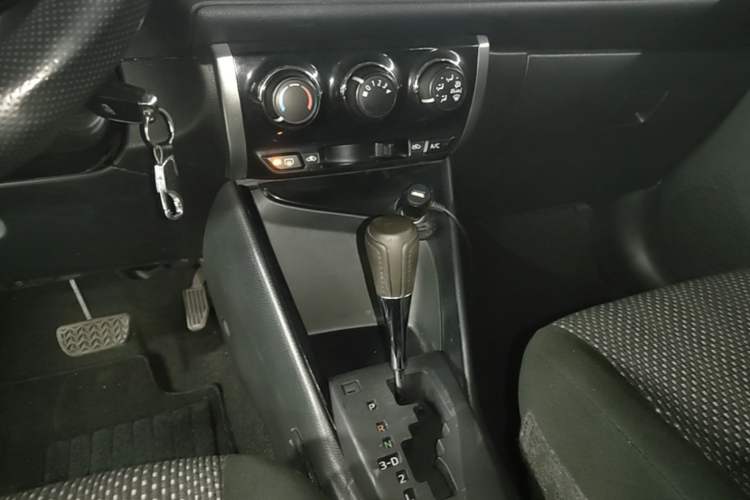 Used Toyota Vios 2014 1.5L Automatic ZhiZhen Edition Gear Lever