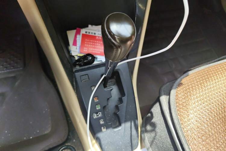 Used Toyota Vios 2014 1.3L Automatic Standard Edition Gear Lever
