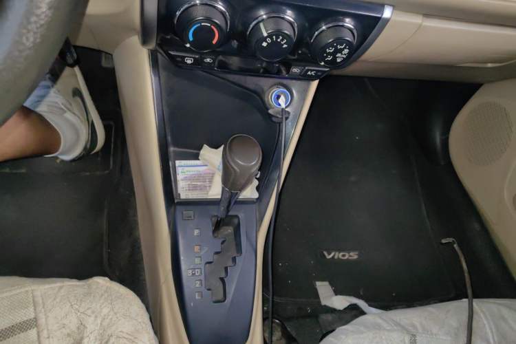 Used Toyota Vios 2014 1.5L Automatic ZhiZhen Edition Gear Lever