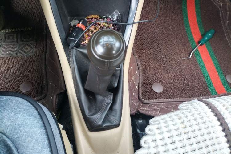 Used Toyota Vios 2014 1.3L Manual Value Edition Gear Lever