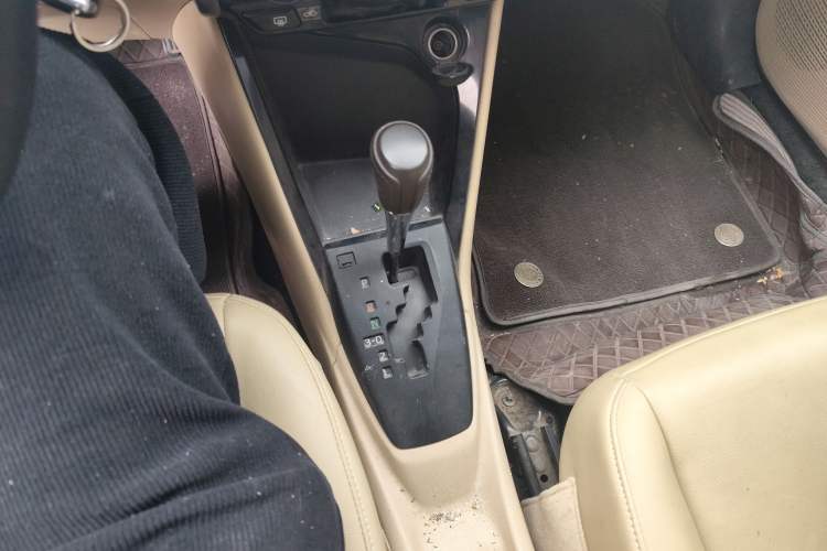 Used Toyota Vios 2014 1.5L Automatic ZhiZhen Edition Gear Lever