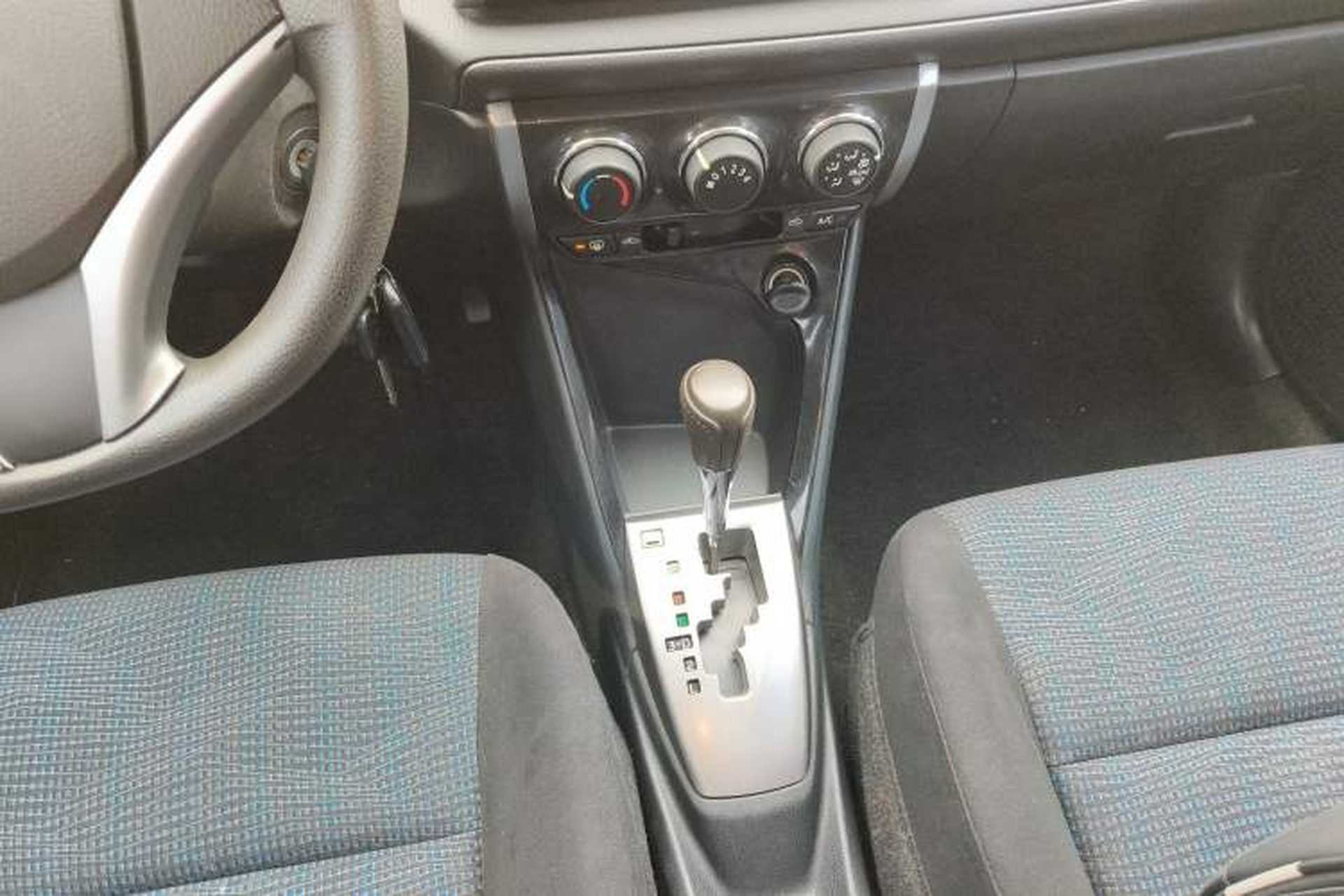 Used Toyota Vios 2014 1.3L Automatic ZhiShang Edition Gear Lever