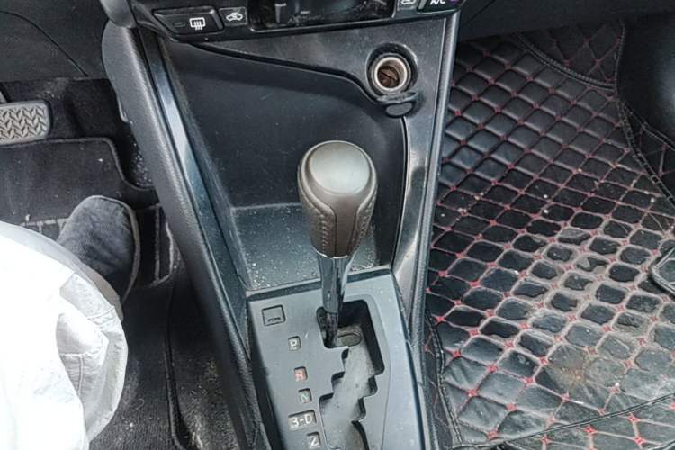 Used Toyota Vios 2014 1.5L Automatic ZhiZhen Edition Gear Lever