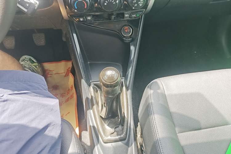 Used Toyota Vios 2014 1.3L Manual Xiang Edition Gear Lever