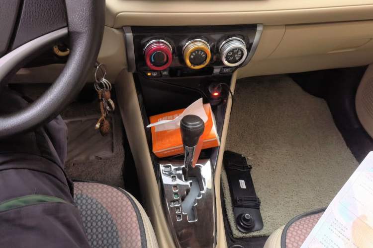 Used Toyota Vios 2014 1.5L Automatic ZhiShang Edition Gear Lever
