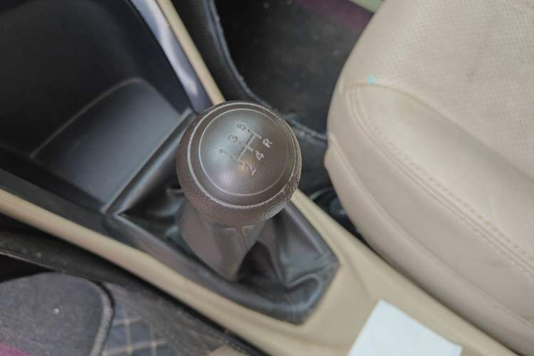 Used Toyota Vios 2014 1.3L Manual Xiang Edition Gear Lever