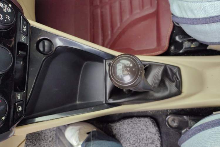 Used Toyota Vios 2014 1.3L Manual Xiang Edition Gear Lever