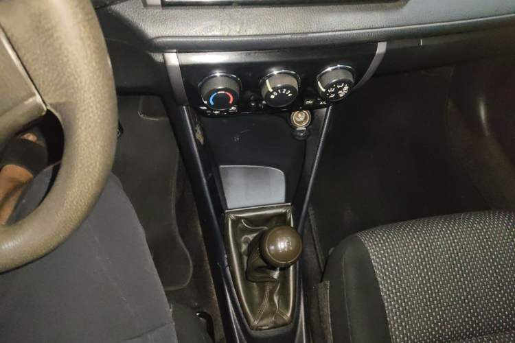 Used Toyota Vios 2014 1.3L Manual Xiang Edition Gear Lever