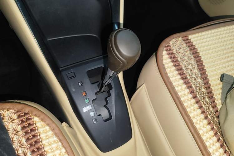 Used Toyota Vios 2014 1.5L Automatic ZhiZhen Edition Gear Lever