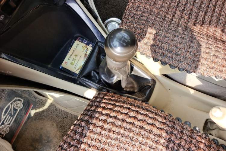 Used Toyota Vios 2014 1.3L Manual Value Edition Gear Lever