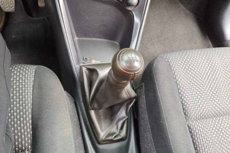 Used Toyota Vios 2014 1.3L Manual Xiang Edition Gear Lever