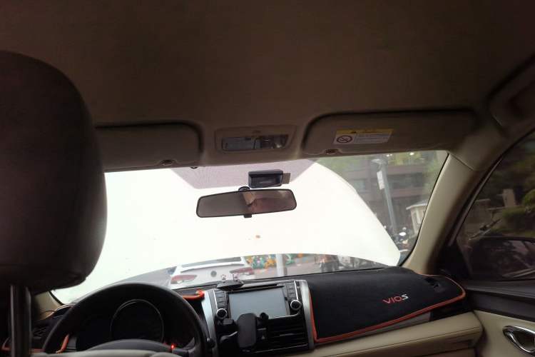 Used Toyota Vios 2014 1.5L Automatic ZhiShang Edition Headliner