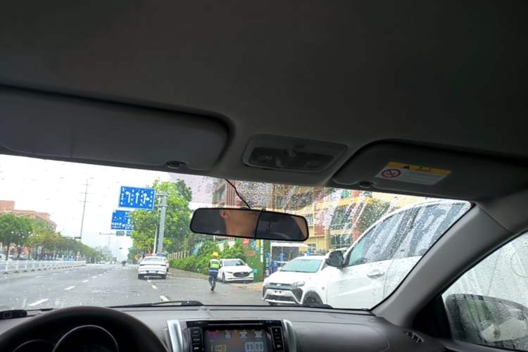 Used Toyota Vios 2014 1.5L Automatic ZhiZhen Edition Headliner