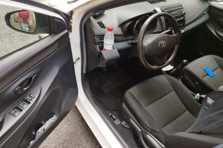 Used Toyota Vios 2014 1.3L Manual Xiang Edition Interior 3