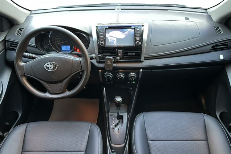 Used Toyota Vios 2014 1.5L Automatic ZhiZhen Edition Interior 4