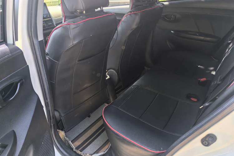 Used Toyota Vios 2014 1.5L Automatic ZhiZhen Edition Interior 4