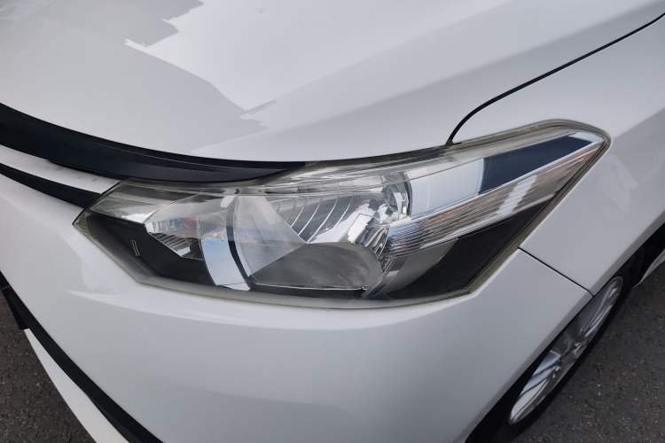 Used Toyota Vios 2014 1.3L Manual Value Edition Left Front Headlight