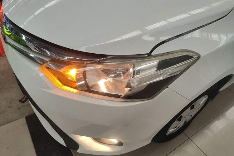 Used Toyota Vios 2014 1.3L Manual Value Edition Left Front Headlight