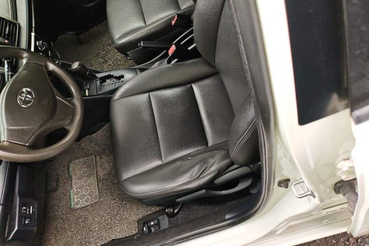 Used Toyota Vios 2014 1.5L Automatic ZhiZhen Edition Left Front Seat