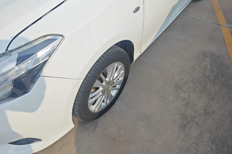 Used Toyota Vios 2014 1.5L Automatic ZhiZhen Edition Left Front Wheel Hub