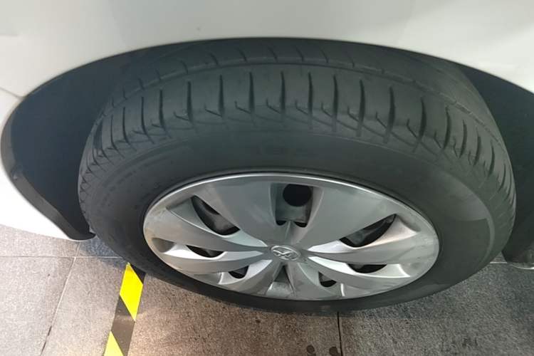 Used Toyota Vios 2014 1.5L Automatic ZhiZhen Edition Left Front Wheel Hub