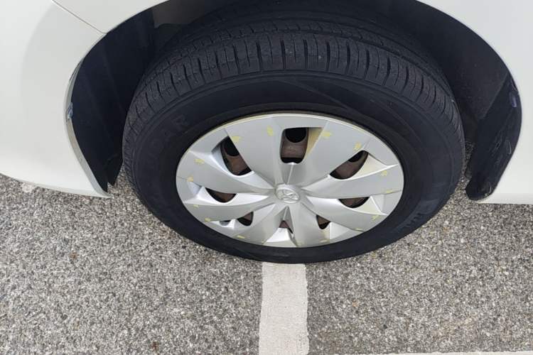 Used Toyota Vios 2014 1.3L Manual Xiang Edition Left Front Wheel Hub