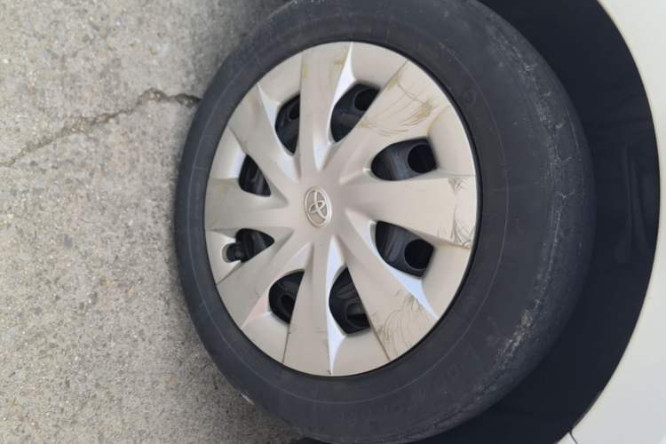 Used Toyota Vios 2014 1.5L Automatic ZhiZhen Edition Left Front Wheel Hub
