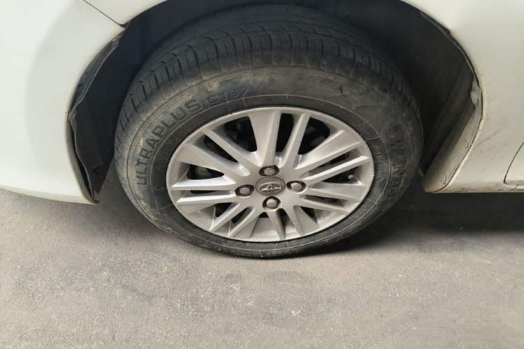 Used Toyota Vios 2014 1.3L Manual Xiang Edition Left Front Wheel Hub