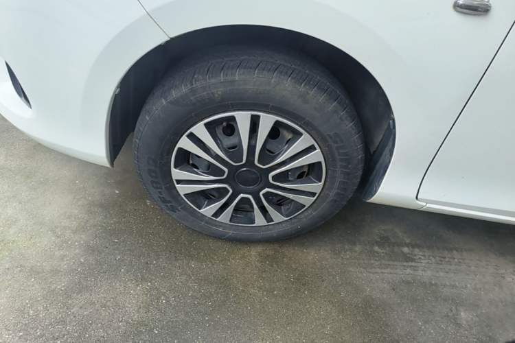 Used Toyota Vios 2014 1.3L Manual Xiang Edition Left Front Wheel Hub